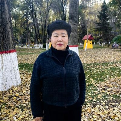 劳模风采·全国五一劳动奖章｜赵红霞：虽然退休了 只要党召唤|利国娱乐国际老牌w66我就在岗